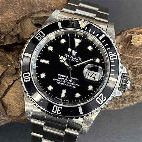 Rolex Submariner Date: Hands